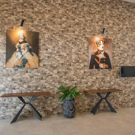Bohemian Gardens Otel Protaras