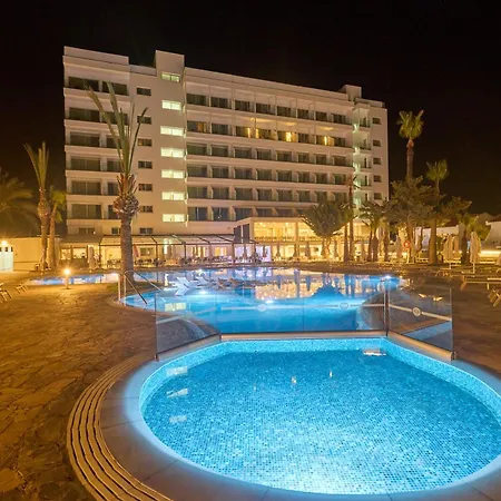 Bohemian Gardens Otel 4*